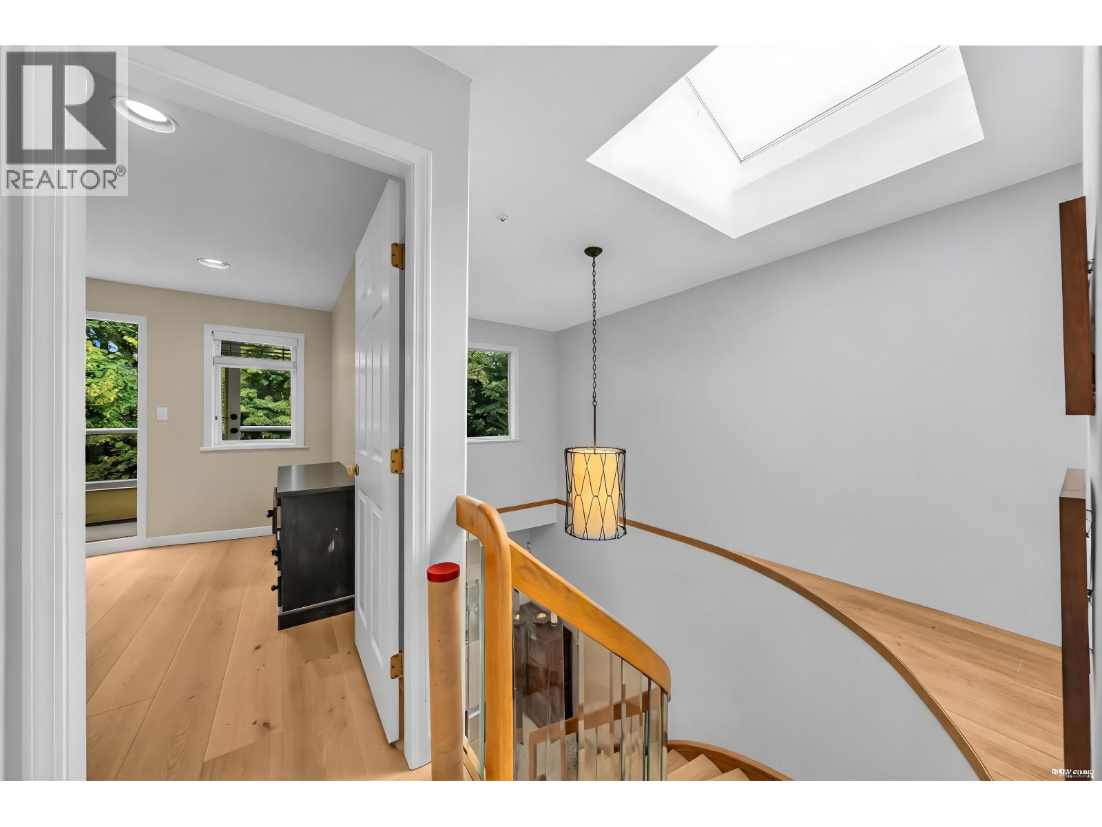 2030 E 2ND AVENUE, Vancouver