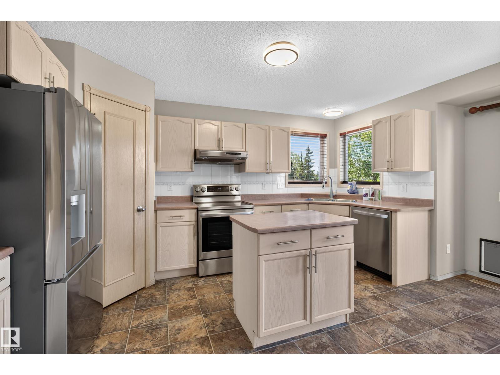 13406 32A ST NW - 11