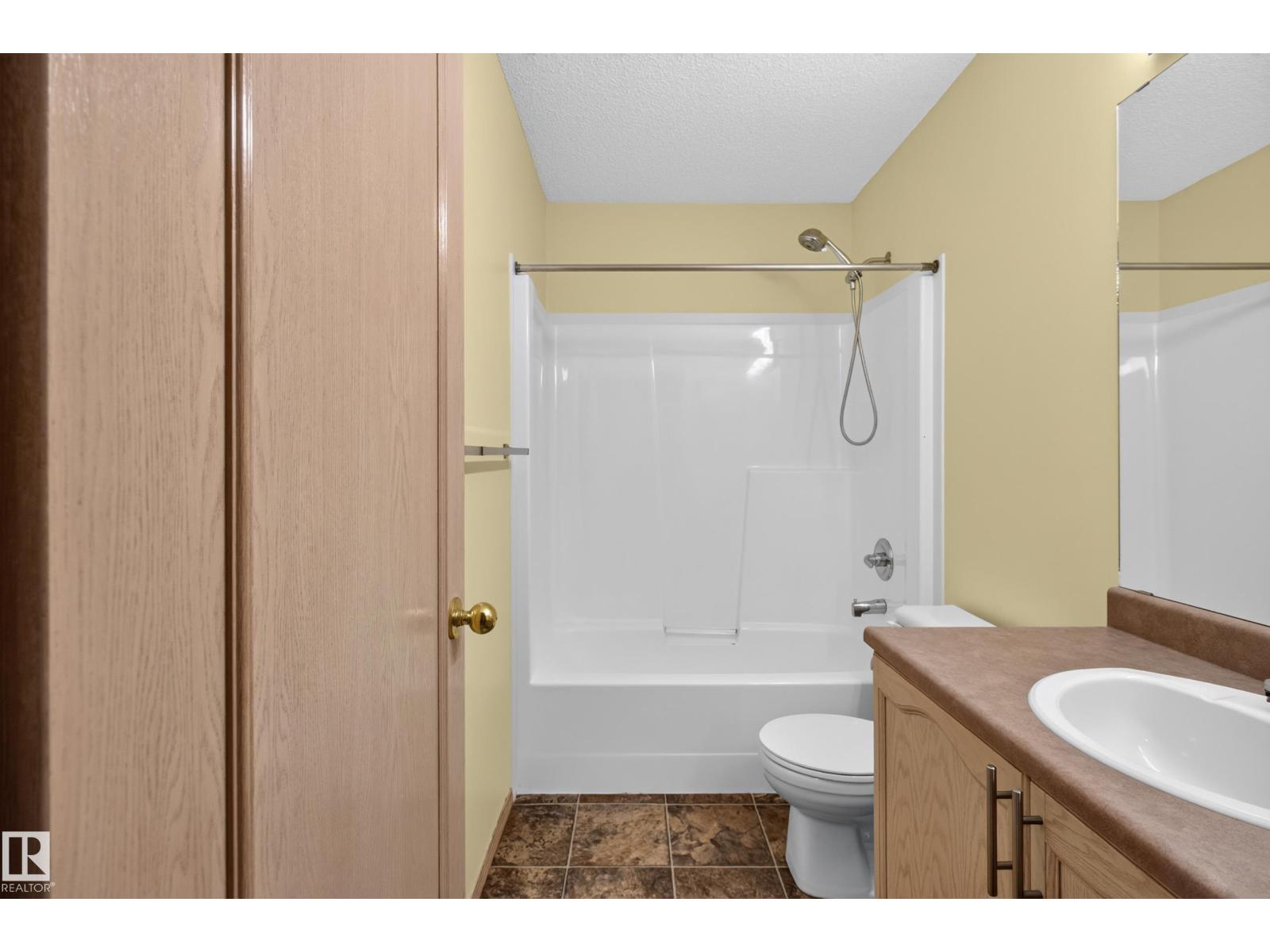 13406 32A ST NW - 29
