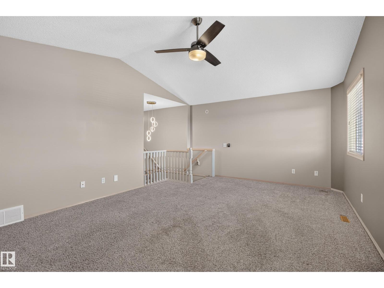 13406 32A ST NW - 35