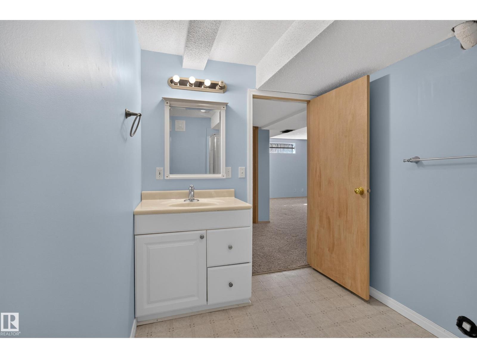 13406 32A ST NW - 43