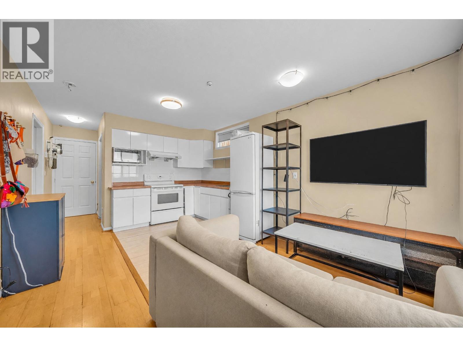 2030 E 2ND AVENUE, Vancouver