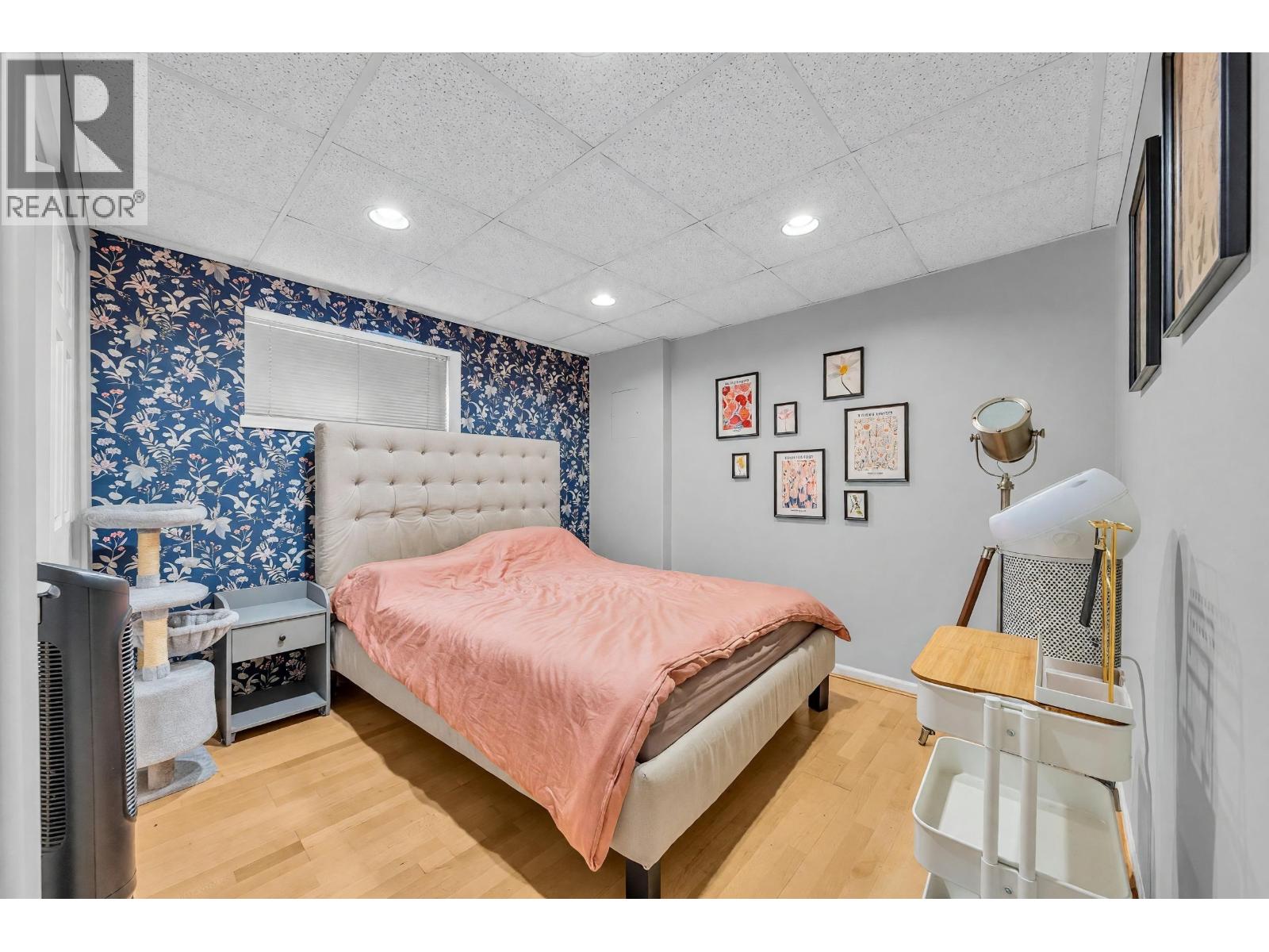 2030 E 2ND AVENUE, Vancouver