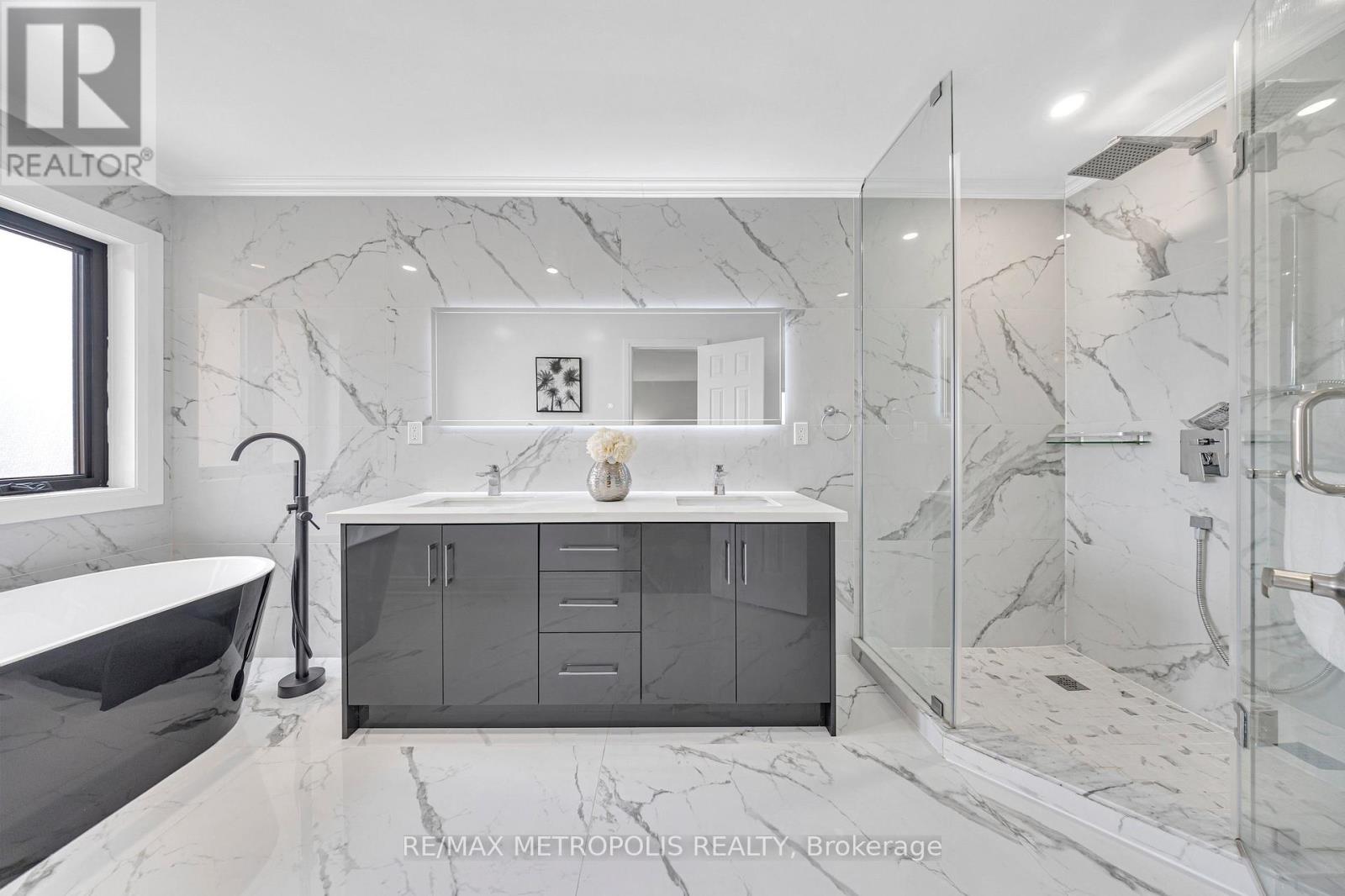 10 SNOWCREEK STREET - Image 29
