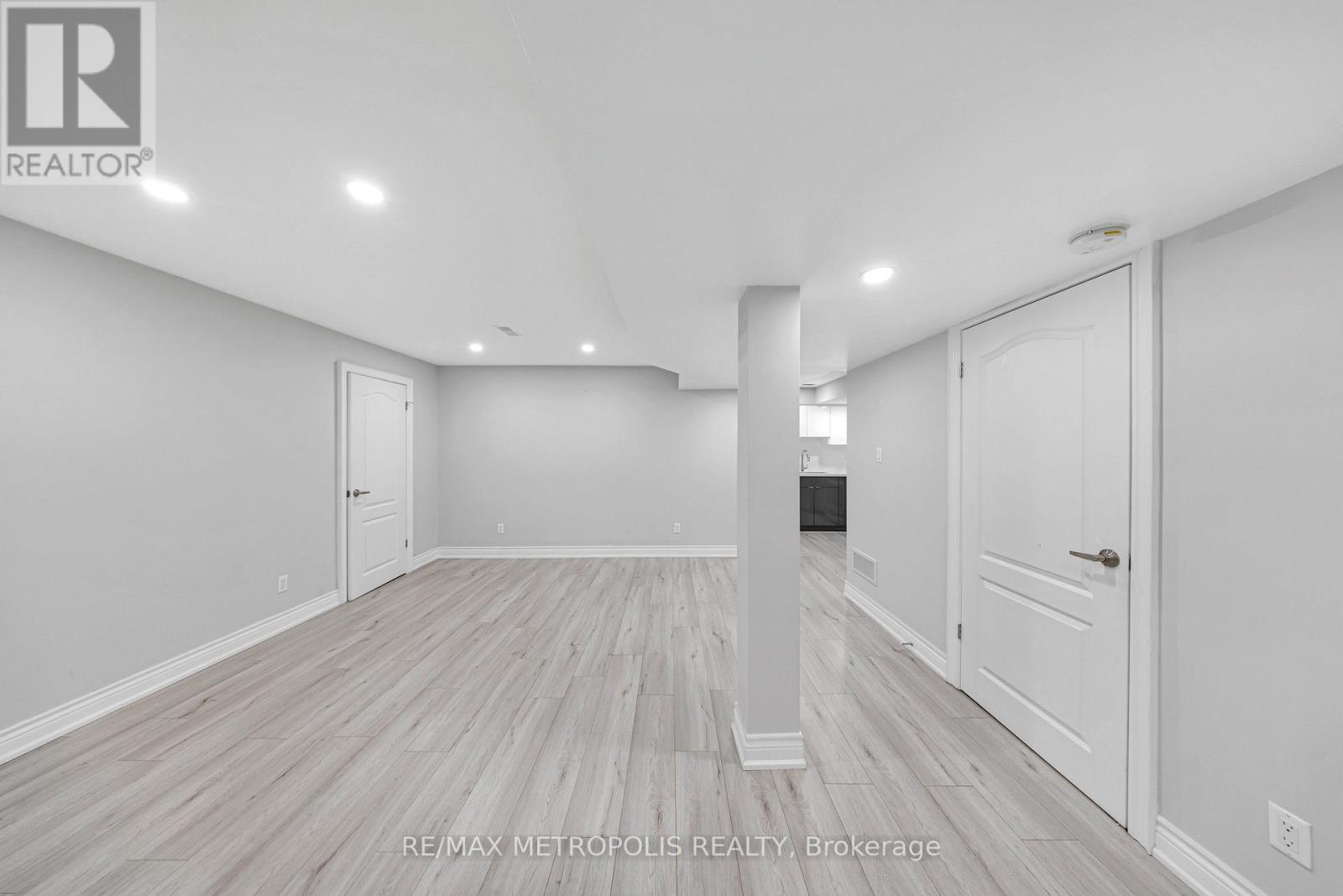 10 SNOWCREEK STREET - Image 35