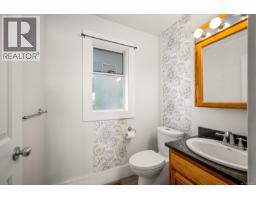6104 Ledingham Rd, Courtenay, BC V9J1M9 Photo 18