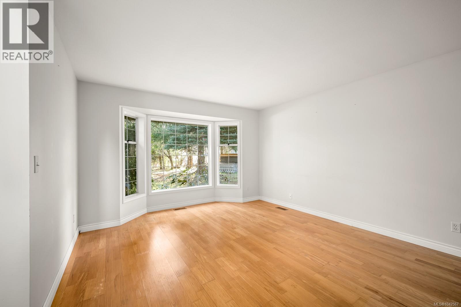 6104 Ledingham Rd - 21