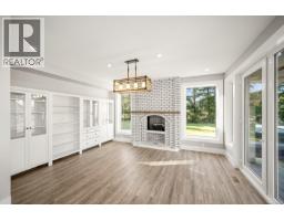 Kitchen - 6104 Ledingham Rd, Courtenay, BC V9J1M9 Photo 15