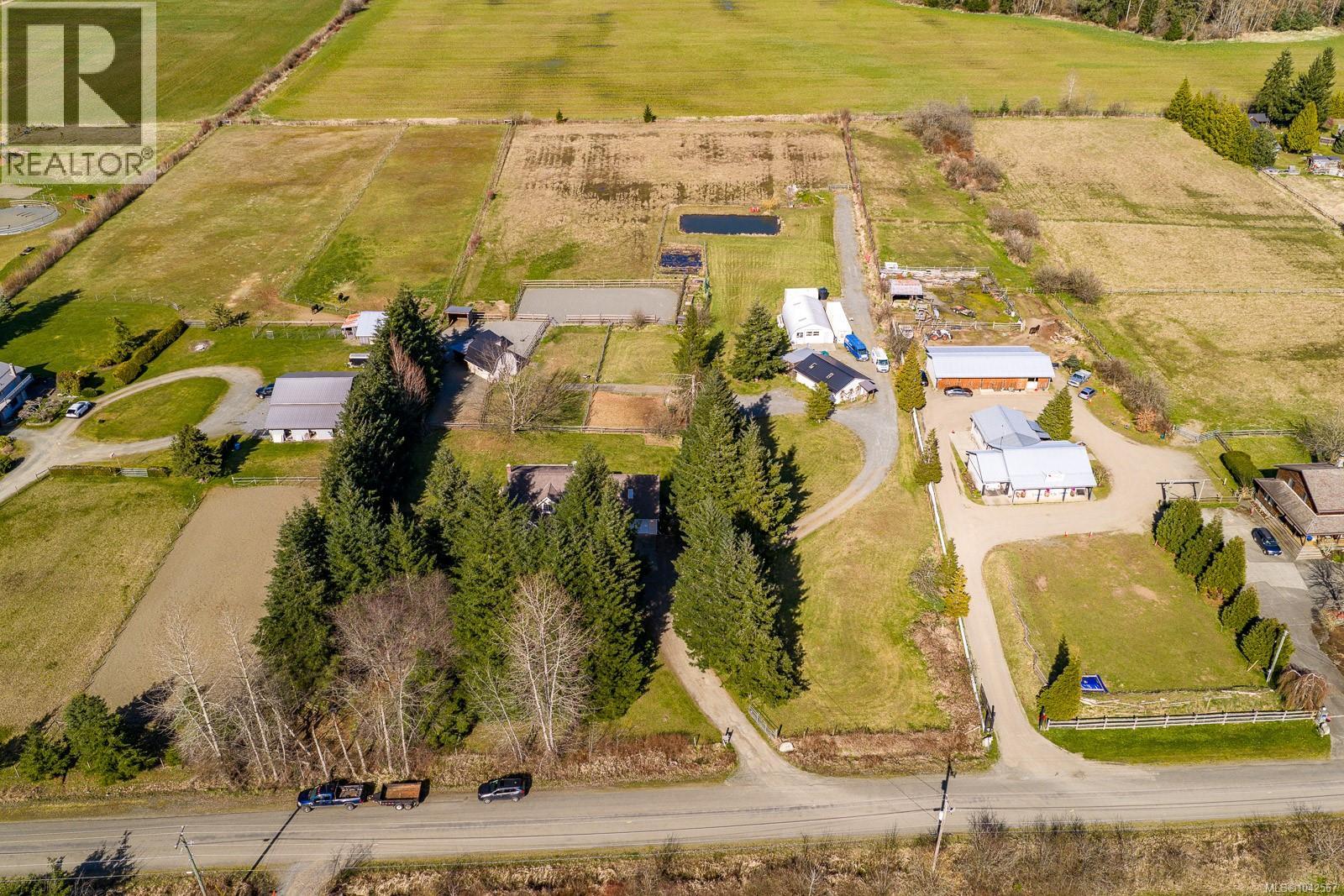 6104 Ledingham Rd - 62