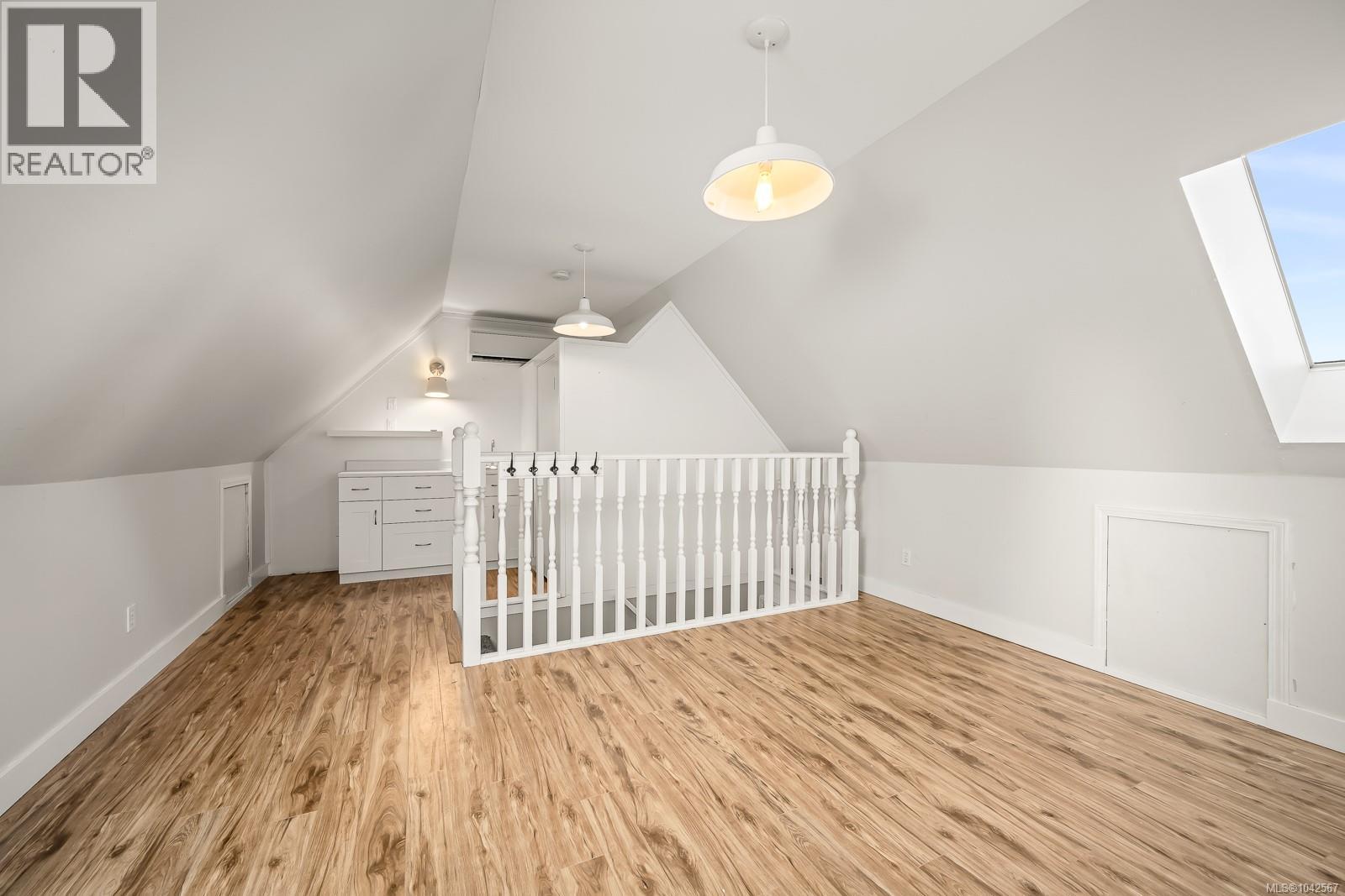 6104 Ledingham Rd - 44