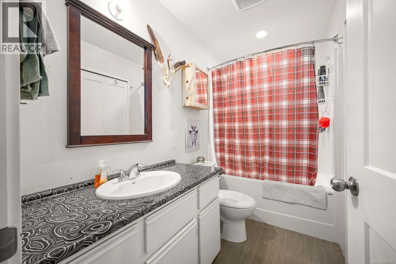 6104 Ledingham Rd - 46