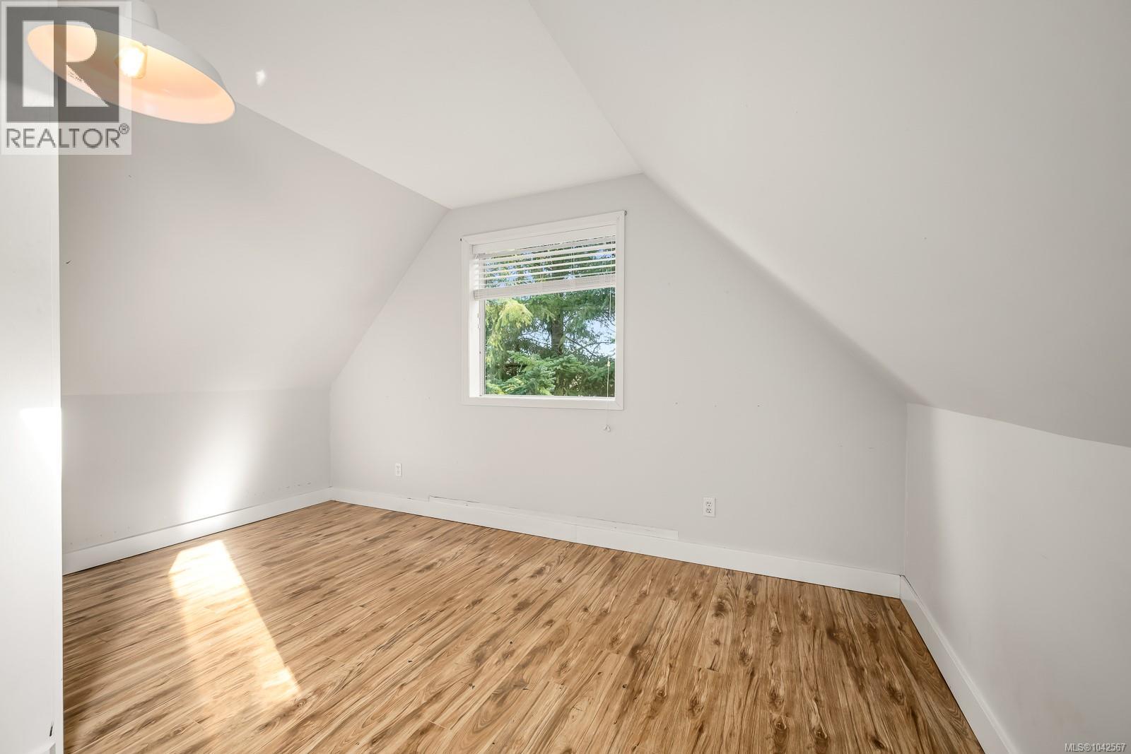 6104 Ledingham Rd - 42