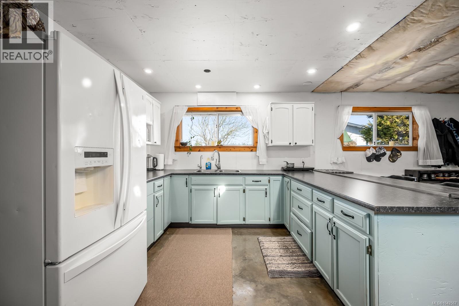 6104 Ledingham Rd - 50