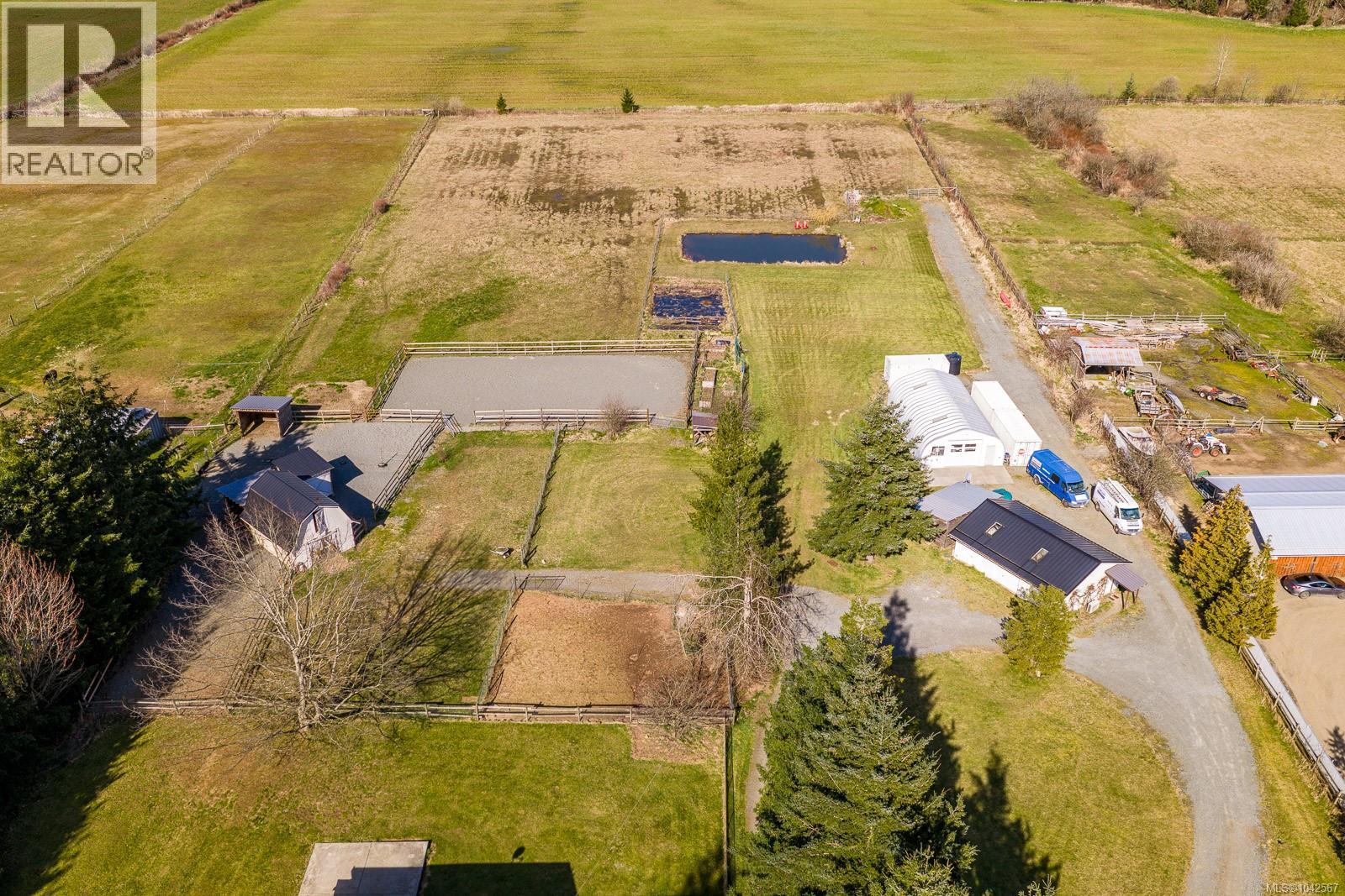 6104 Ledingham Rd - 61