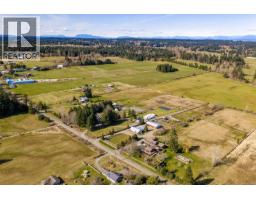 6104 Ledingham Rd, Courtenay, BC V9J1M9 Photo 52
