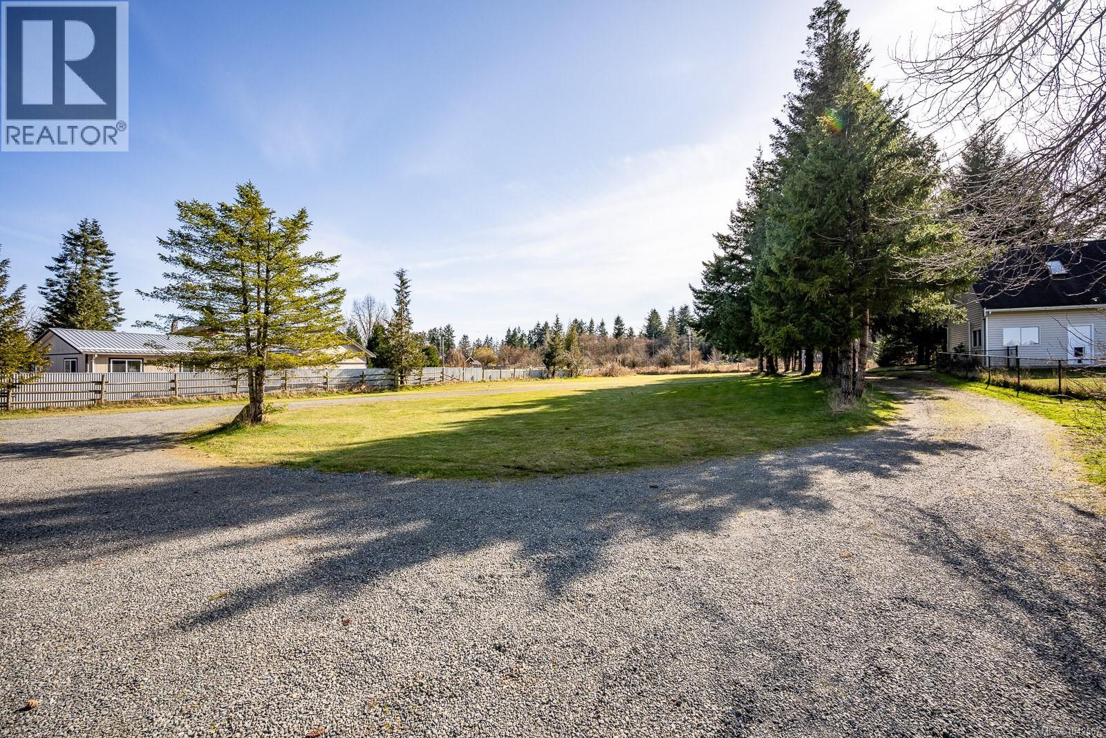 6104 Ledingham Rd - 83