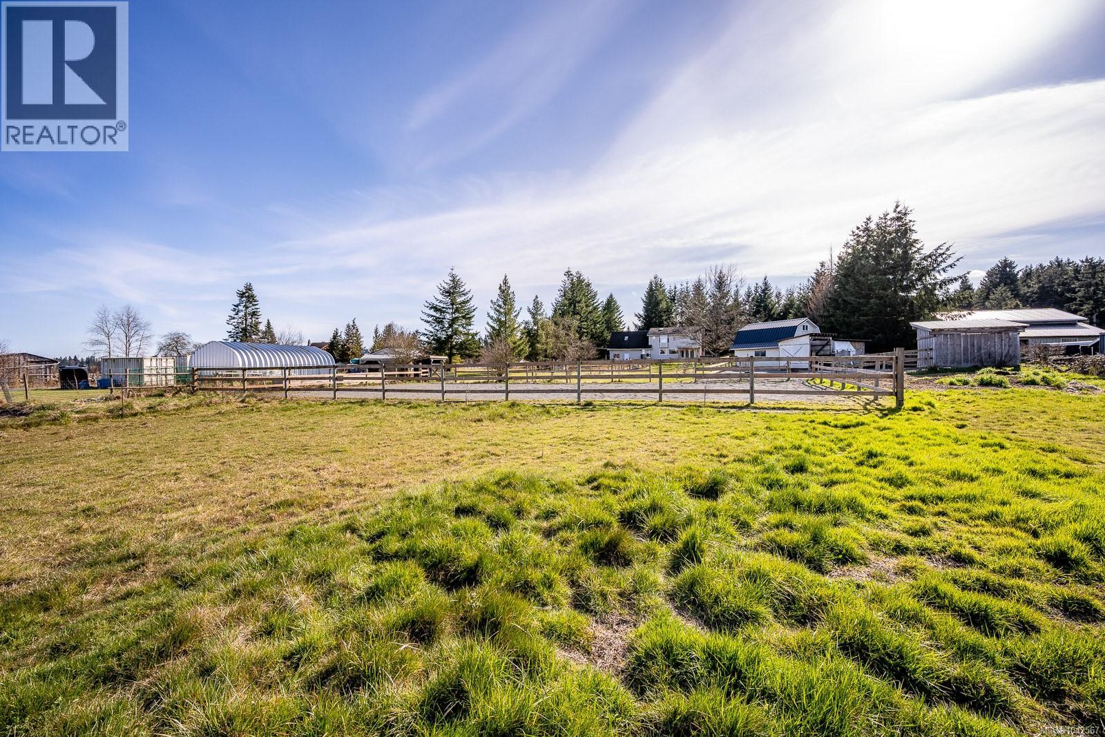 6104 Ledingham Rd - 97