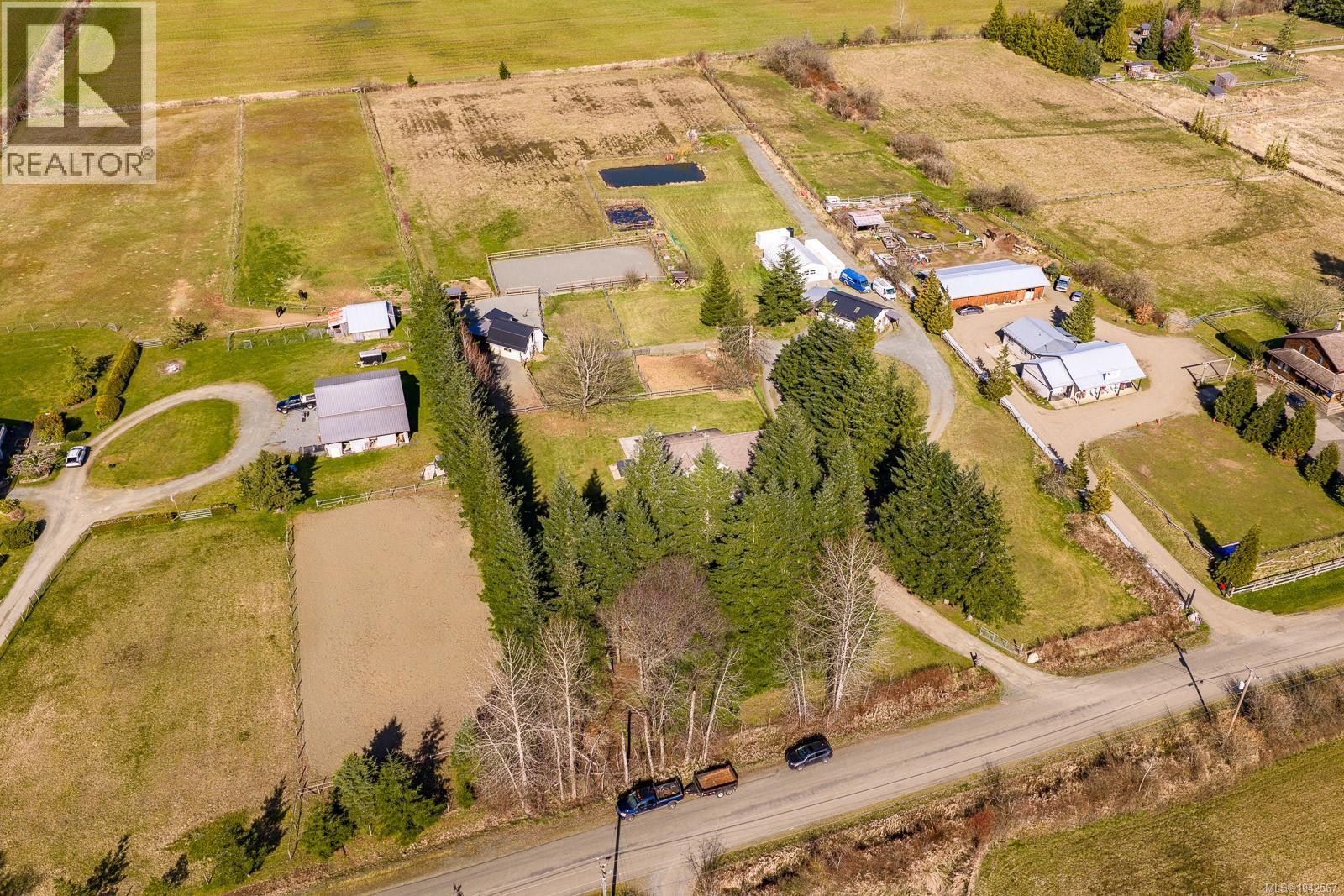 6104 Ledingham Rd - 64