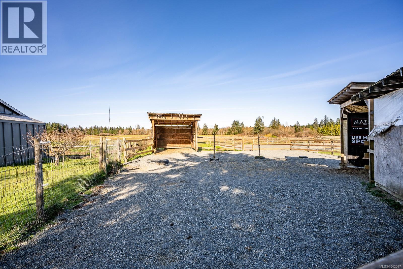 6104 Ledingham Rd - 81