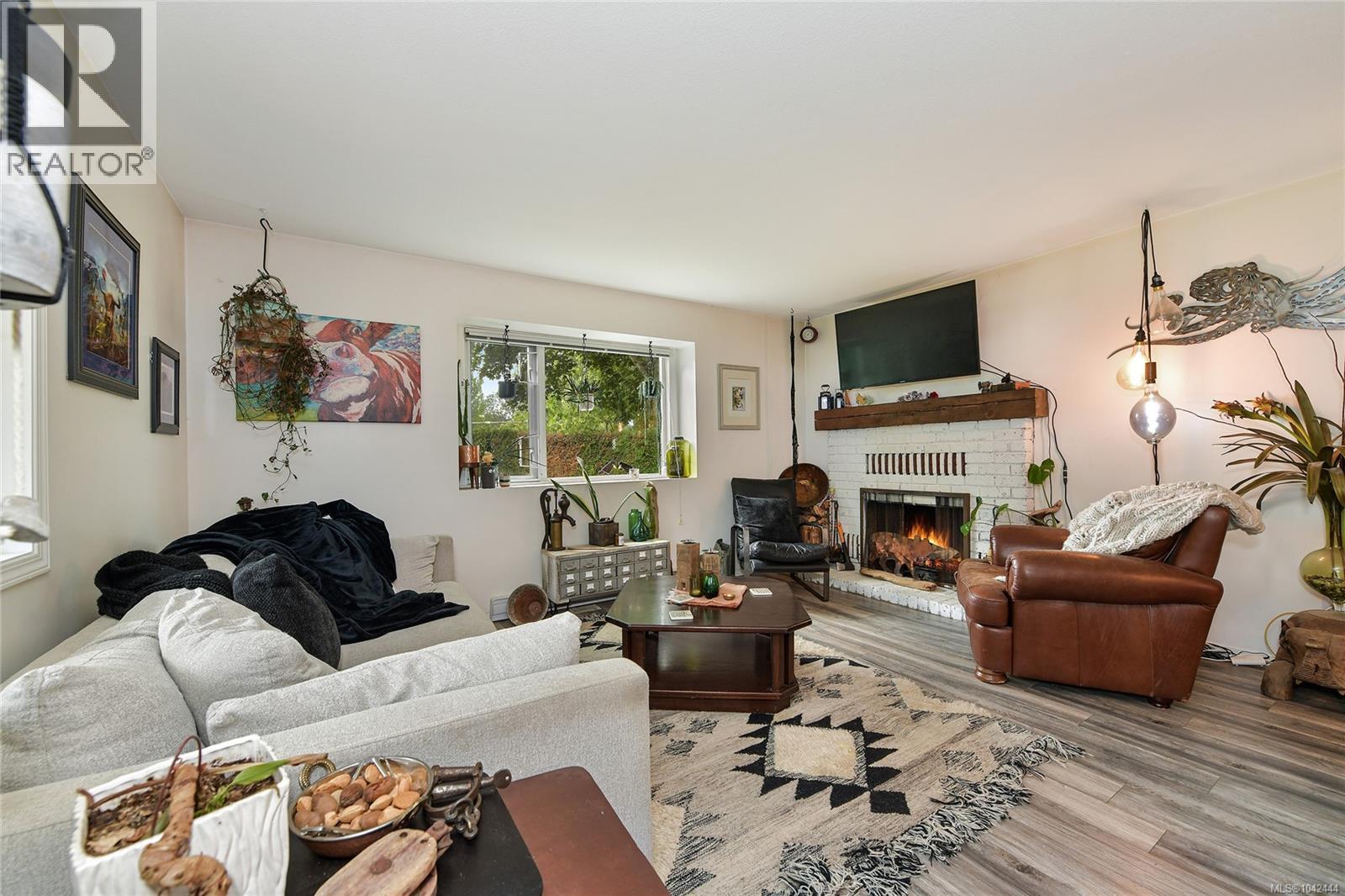 #21 7070 West Saanich Rd - 6