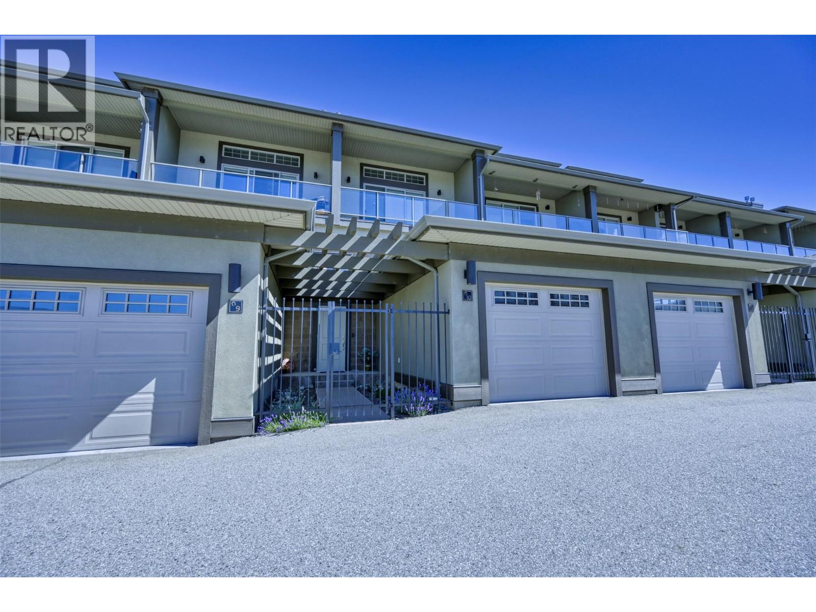 #10 5803 LAKESHORE Drive - 14