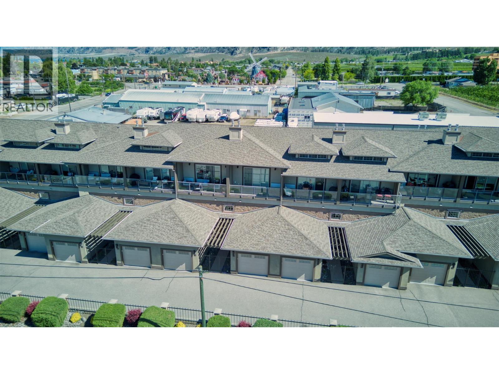 #10 5803 LAKESHORE Drive - 22