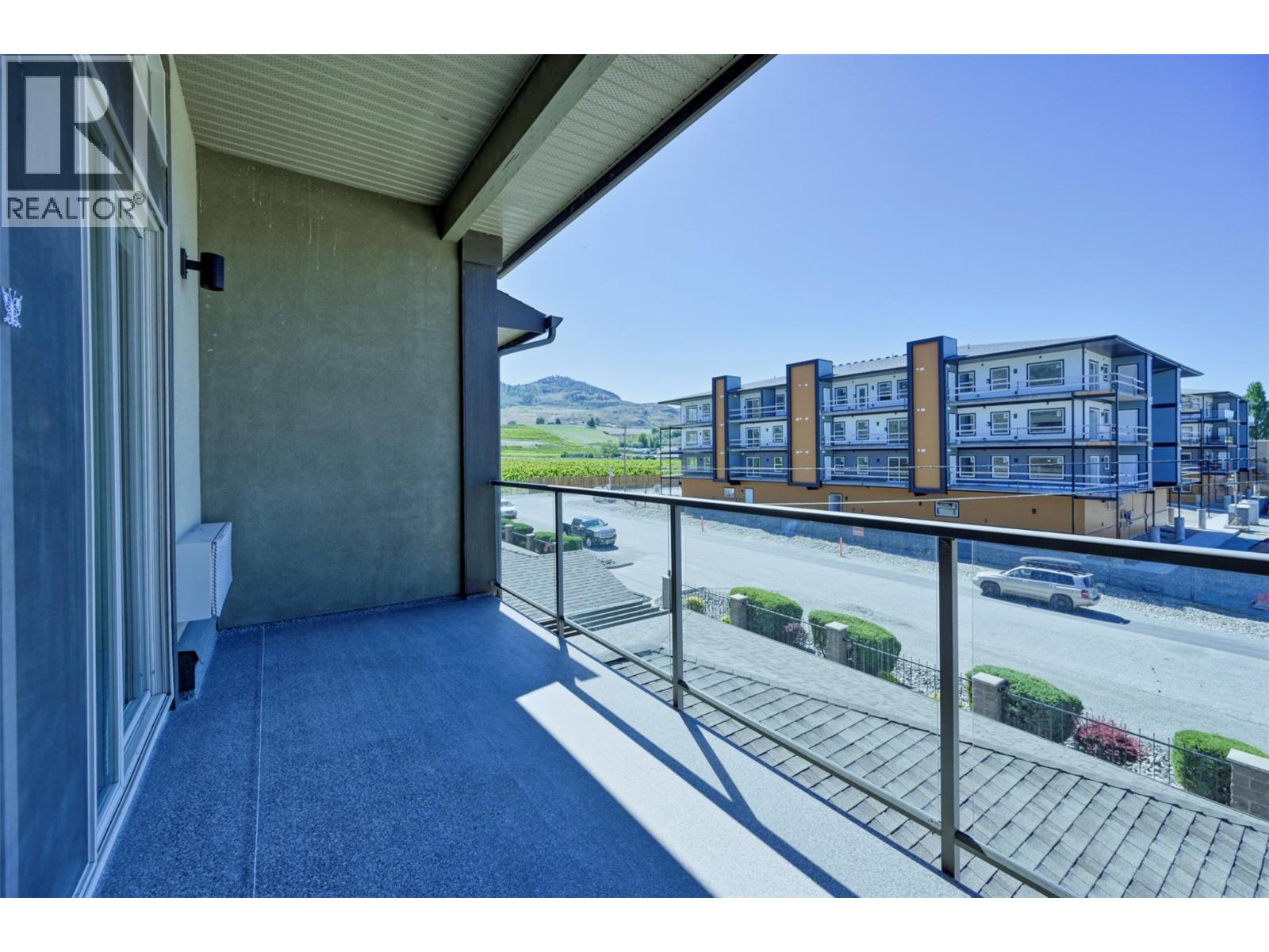 #10 5803 LAKESHORE Drive - 7
