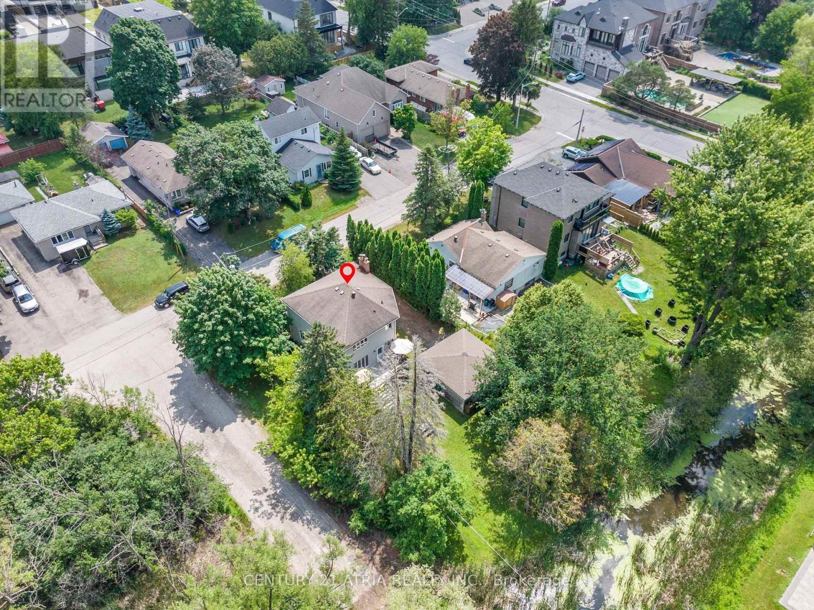6 PENNY PLACE - 39