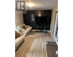 Bedroom 3 - 5 Glencairn Square, Brampton, ON L6S2H7 Photo 6