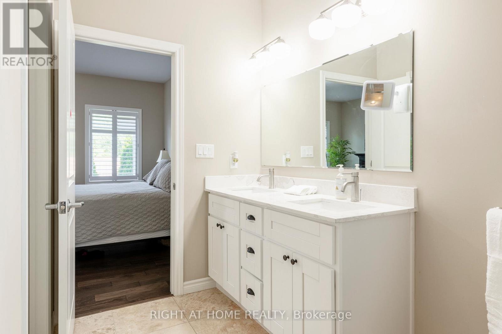 6 BLUENOSE DRIVE - 23