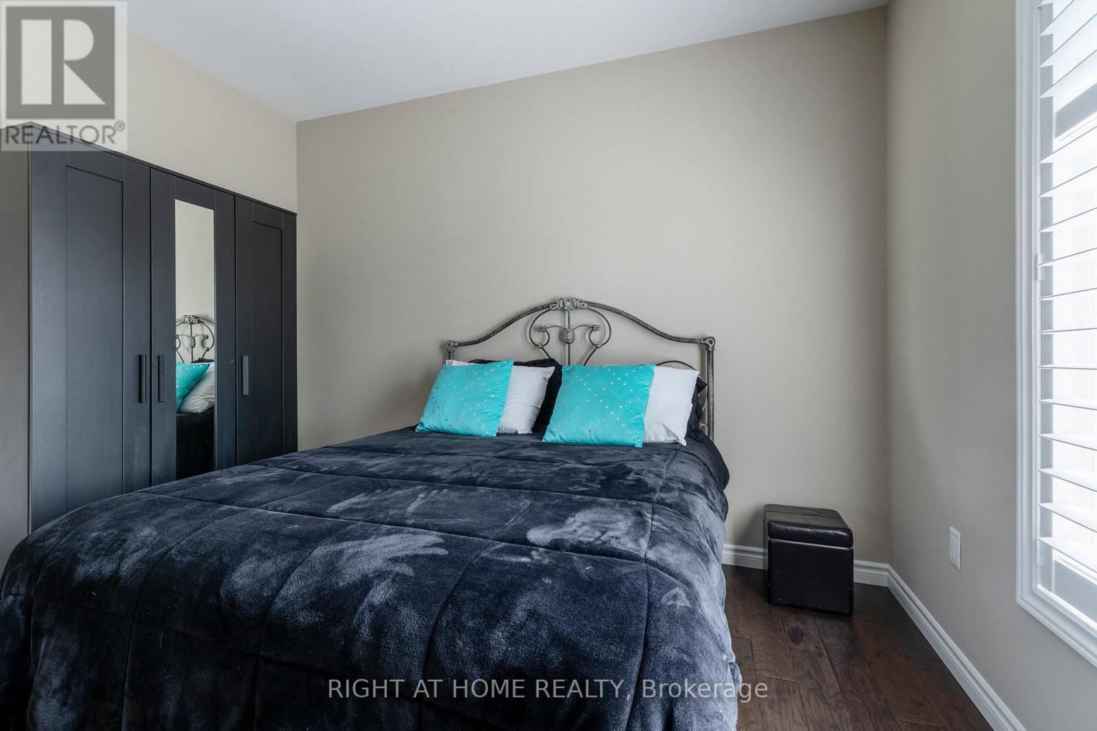 6 BLUENOSE DRIVE - 27