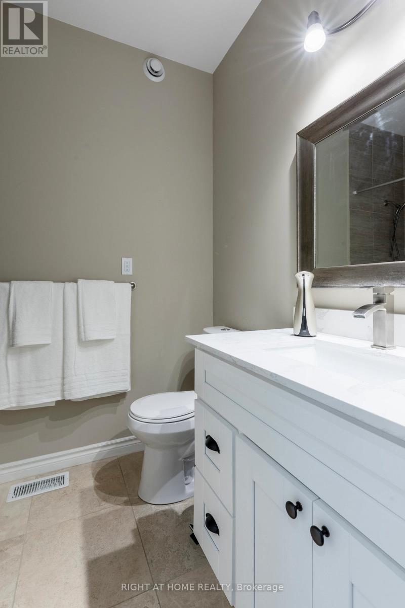 6 BLUENOSE DRIVE - 29
