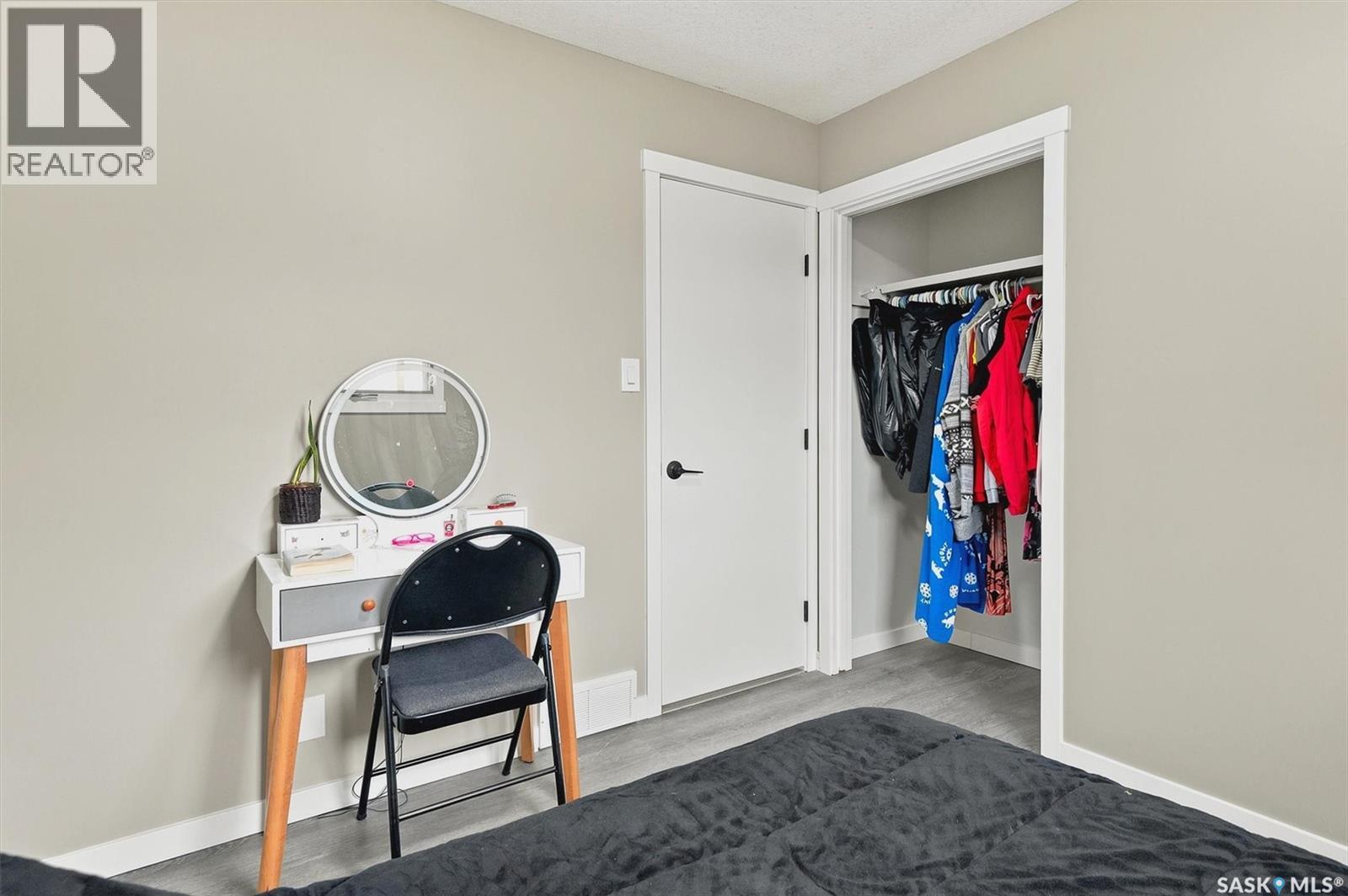 418 North Railway STREET - 22
