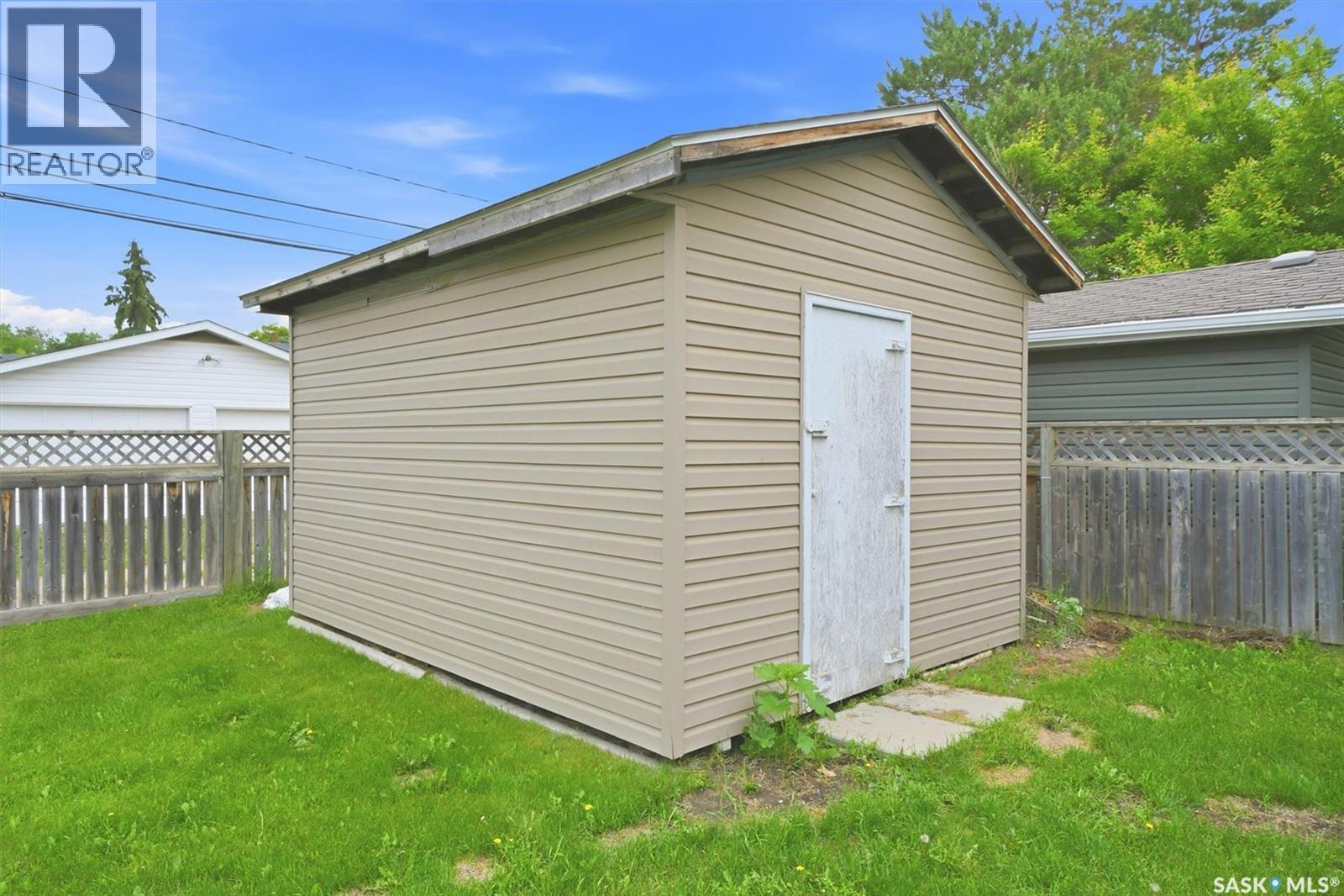 418 North Railway STREET - 48