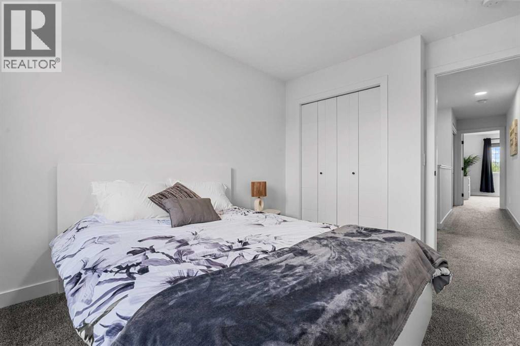 37 Legacy Glen Point SE - 28