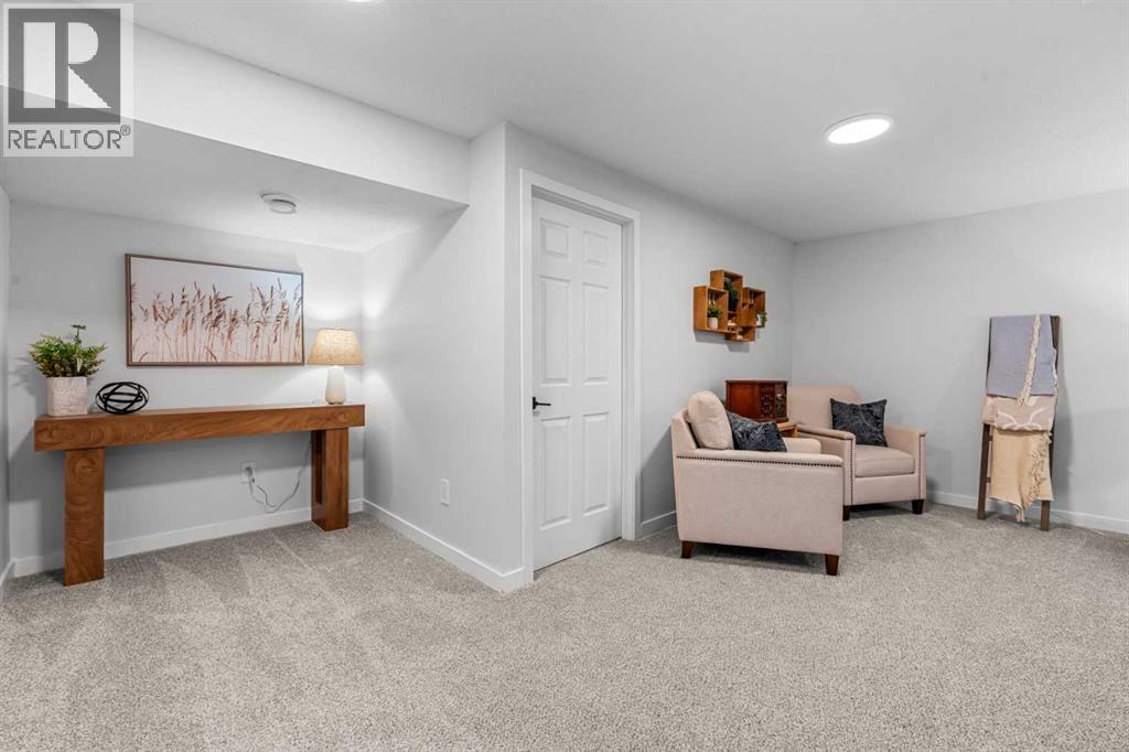 37 Legacy Glen Point SE - 42