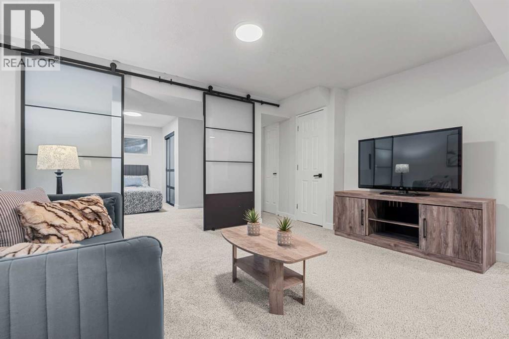 37 Legacy Glen Point SE - 36