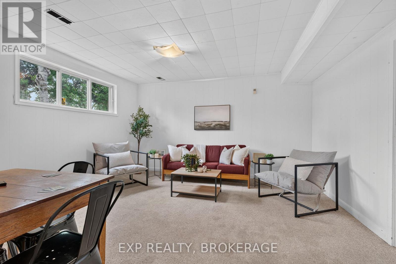 11 PEMBER PLACE - 20