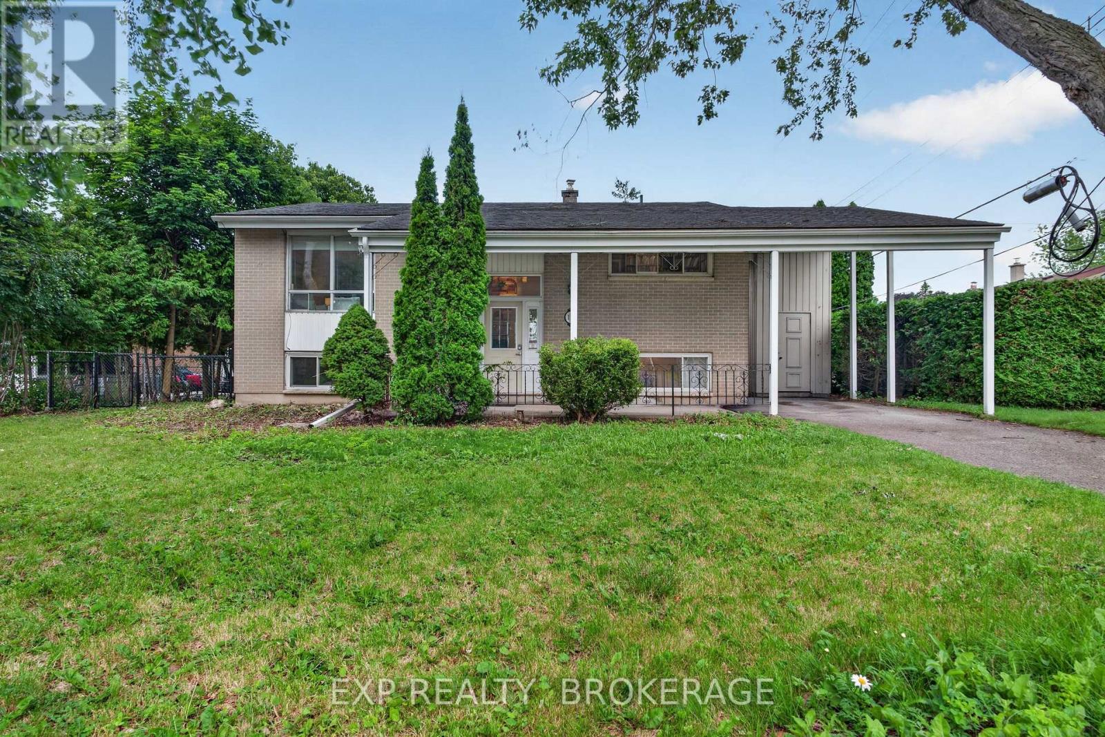 11 PEMBER PLACE - 2