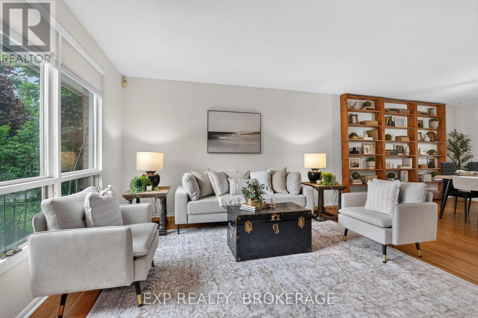 11 PEMBER PLACE - 6