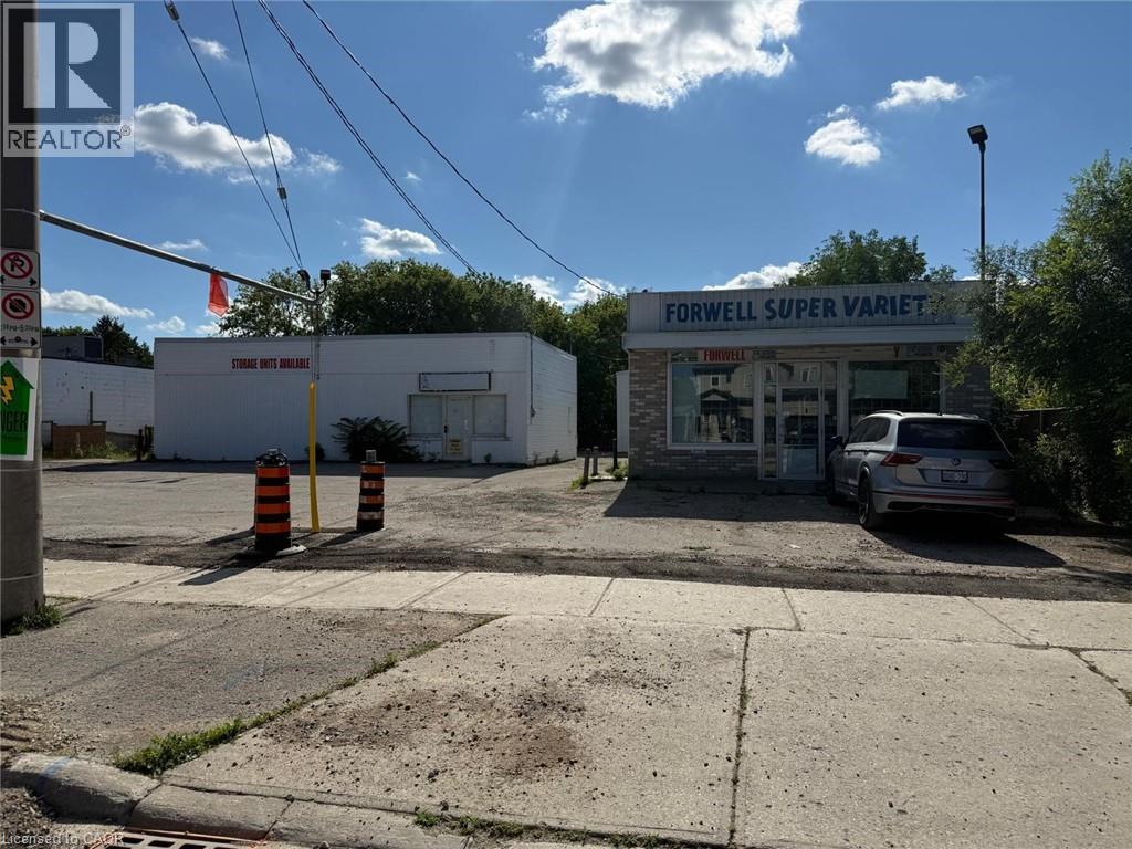 351-355 LANCASTER Street W — photo 3