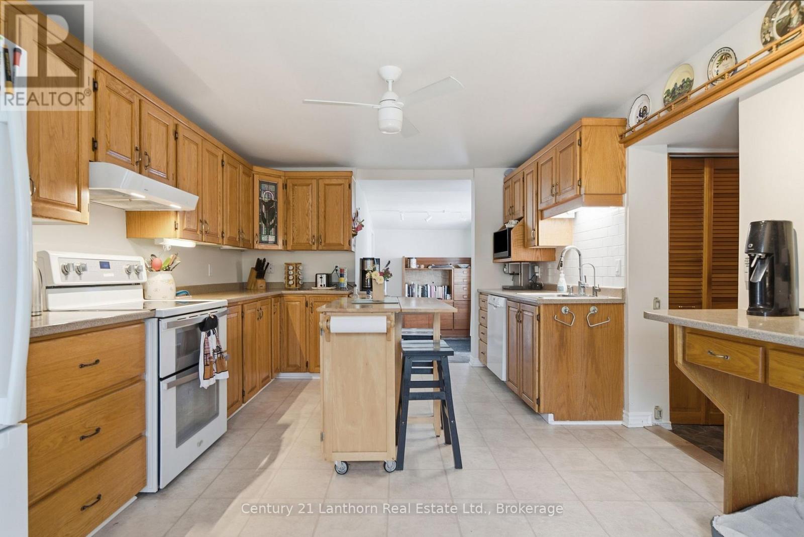 89 GORDON STREET - 12