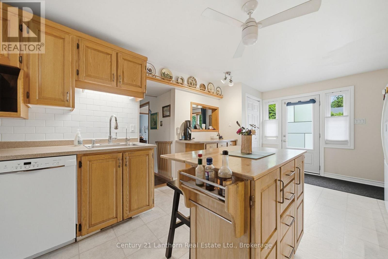 89 GORDON STREET - 16