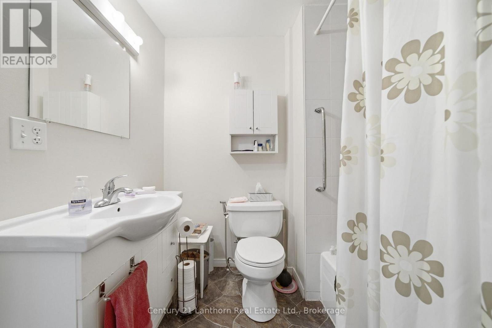 89 GORDON STREET - 20