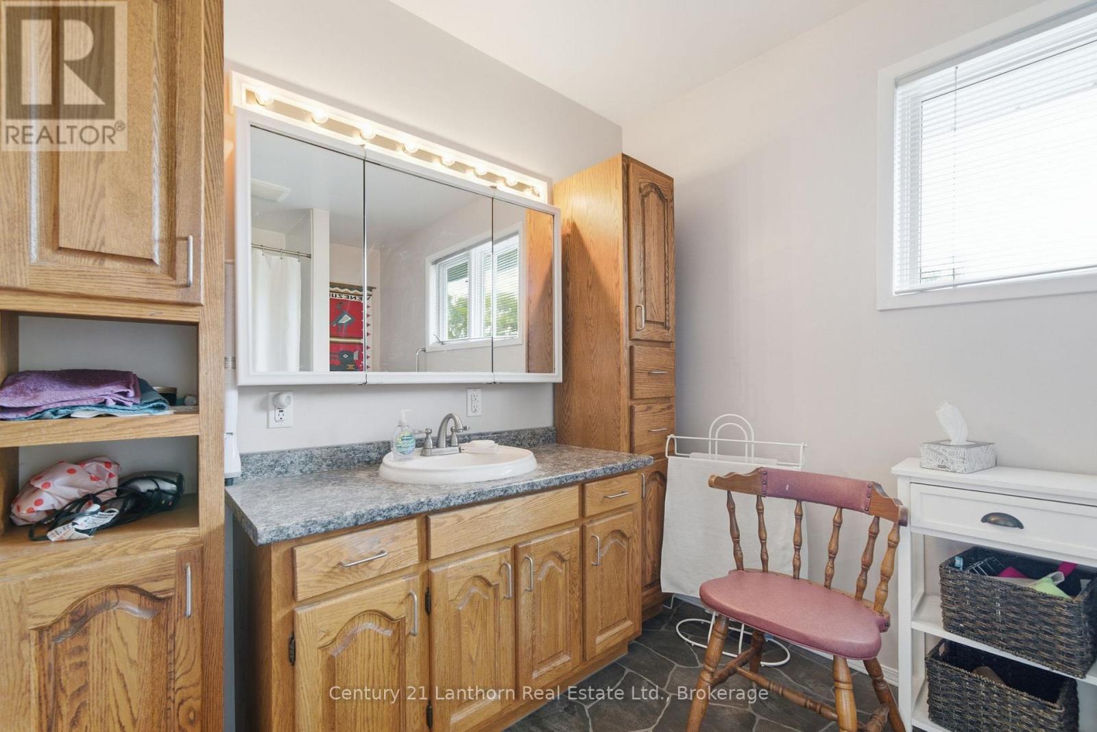 89 GORDON STREET - 41