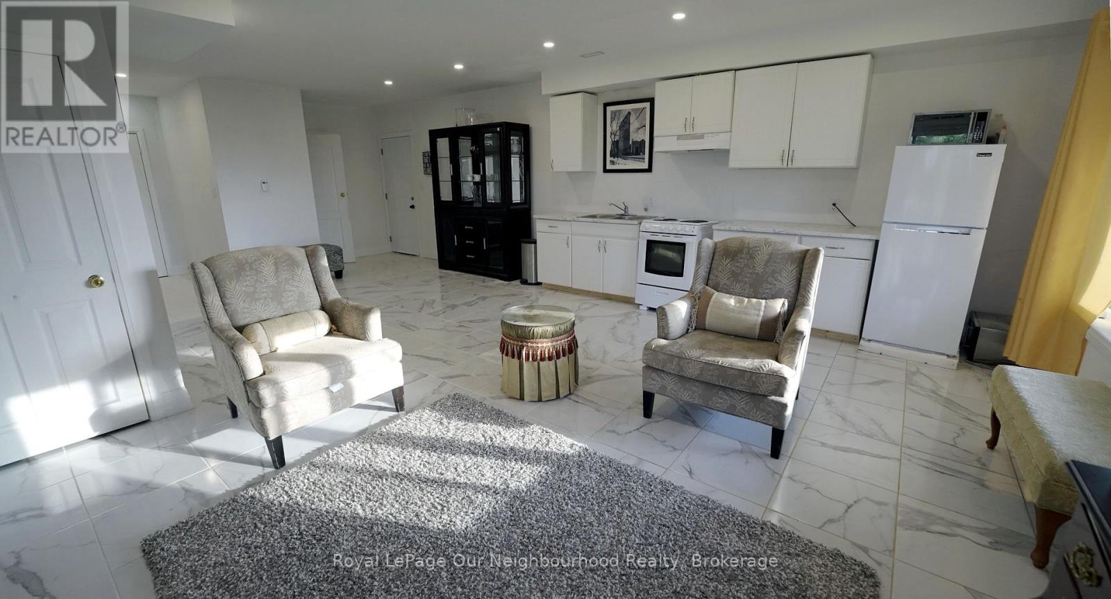 134 HAMPTON CRESCENT - Image 25