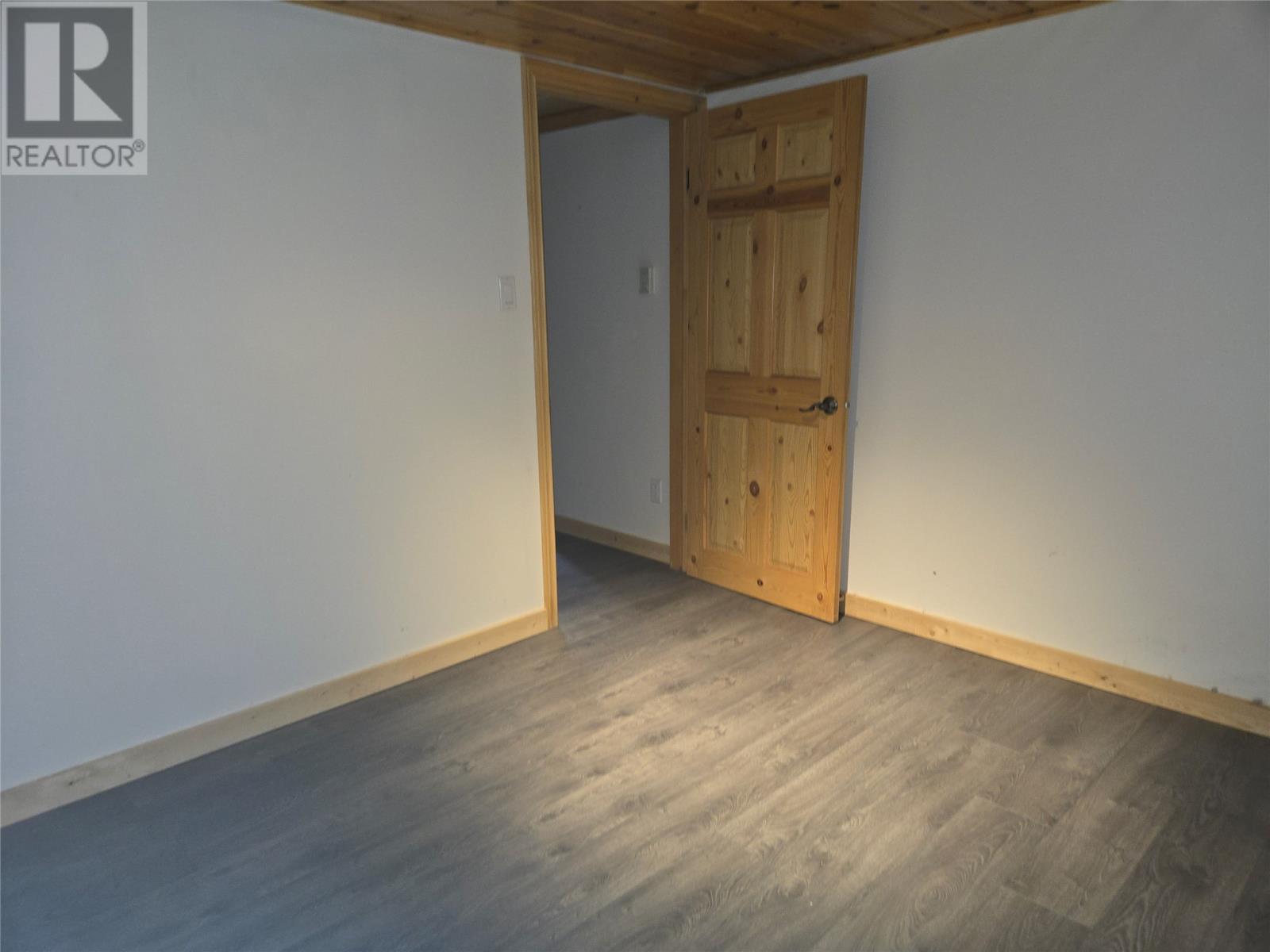 2 Regatta Drive - Image 34