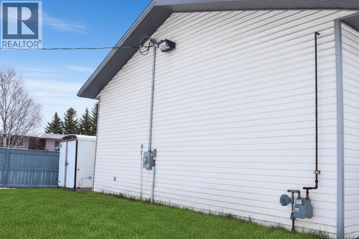 10679 102 STREET - 23