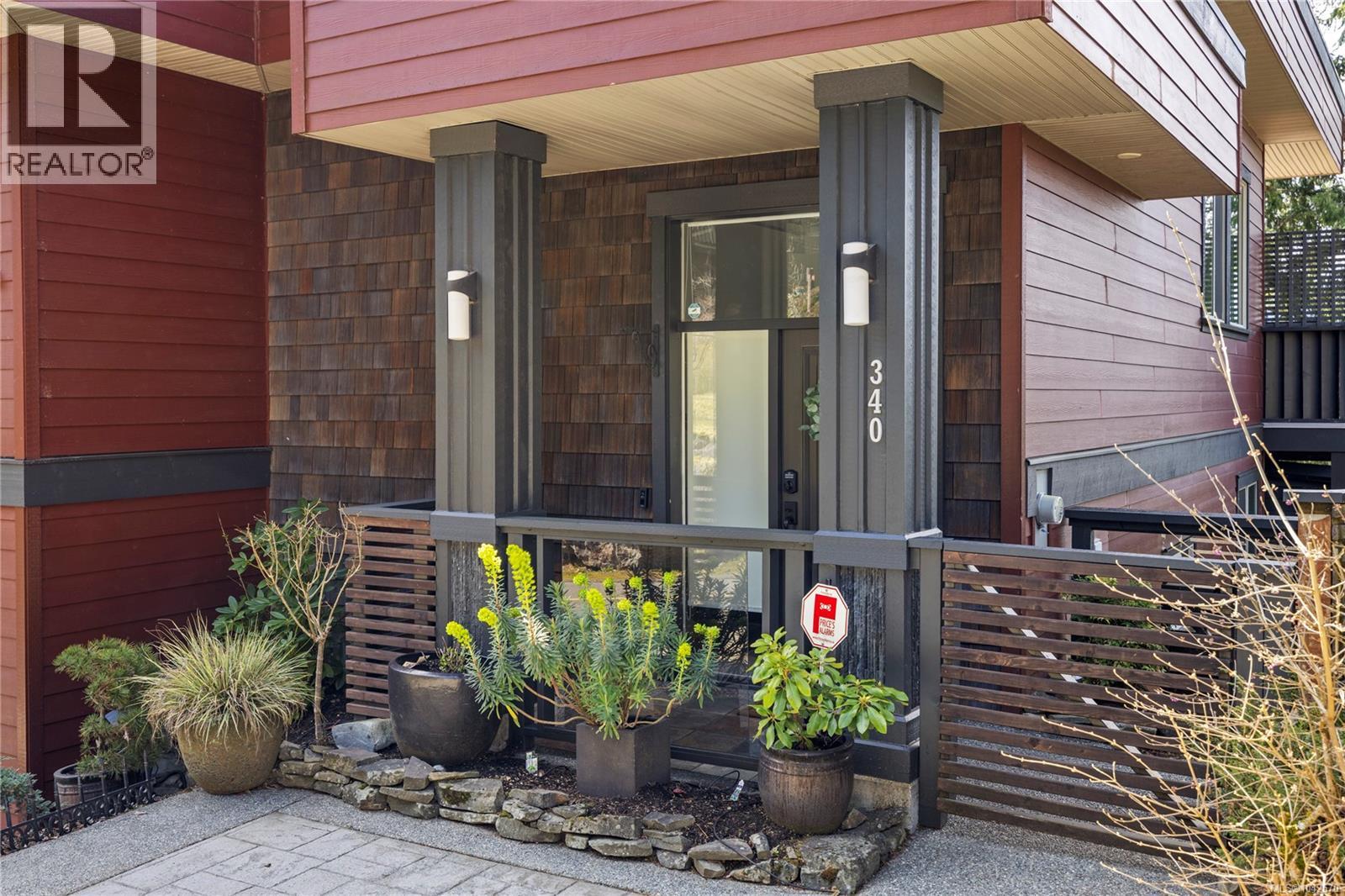 340 Summit Dr - 68