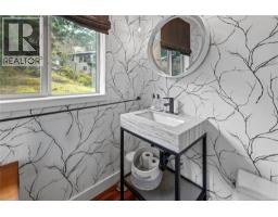340 Summit Dr, Nanaimo, BC V9T5R2 Photo 24